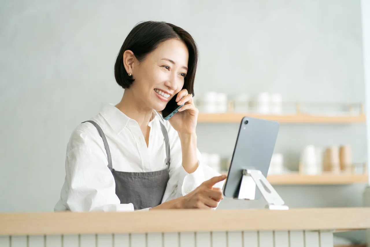 店舗情報をスマホで確認