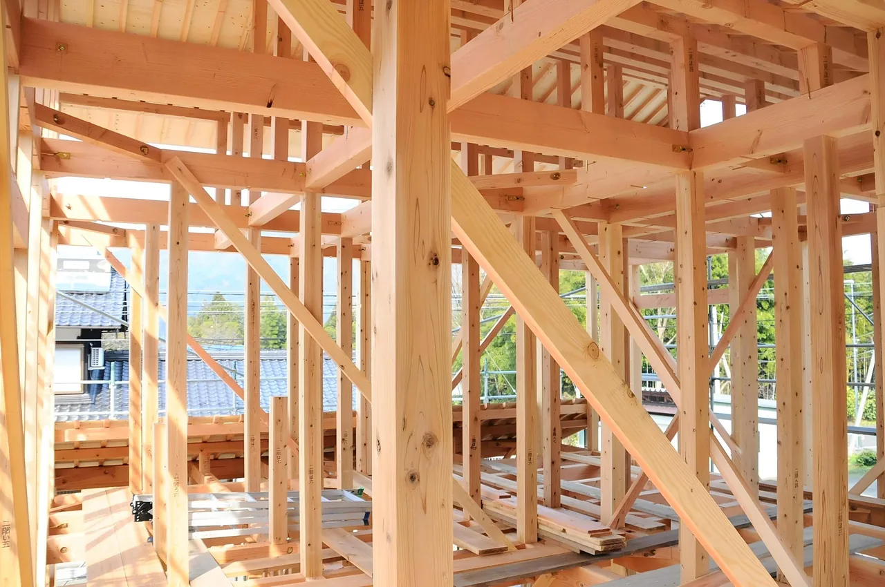 建築中の木造住宅の現場