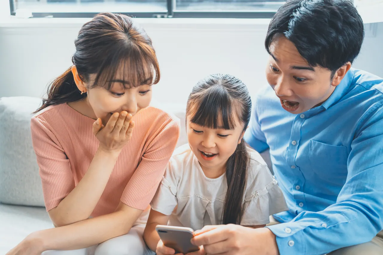 保護者が塾を調べる
